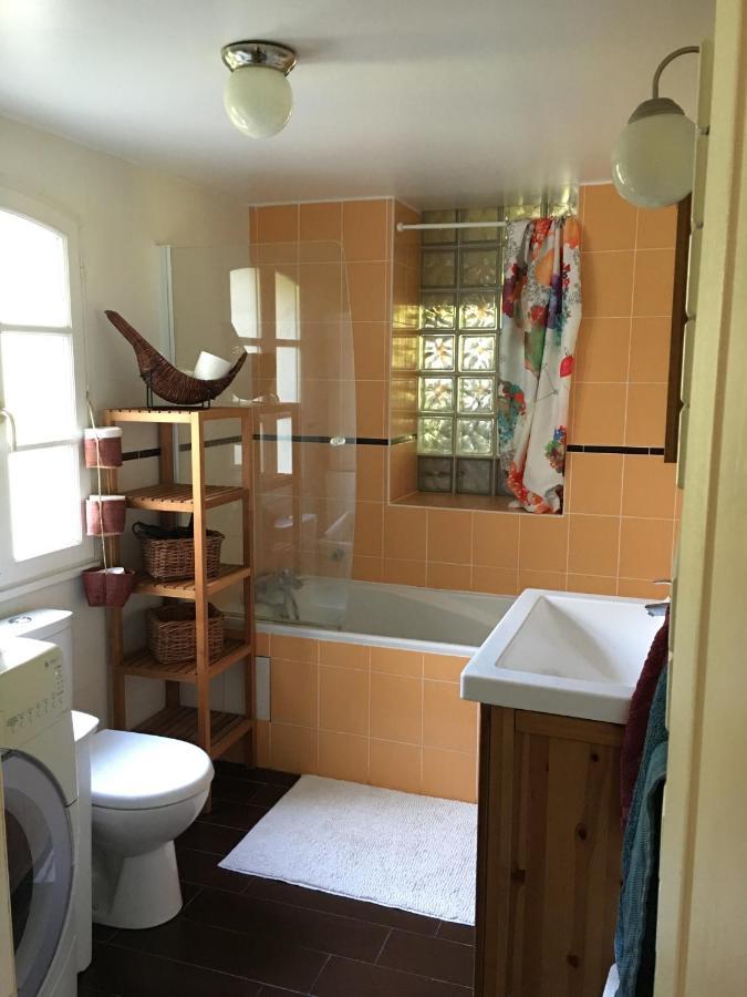 Charmante Ancienne Maison Garde-barriere Oise 25min Roissy